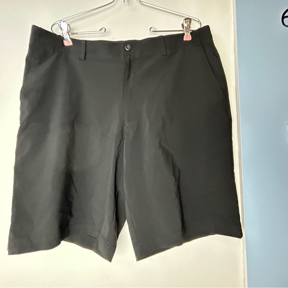 PGA Tour Black Golf Shorts Men's 38 Casual Sporty